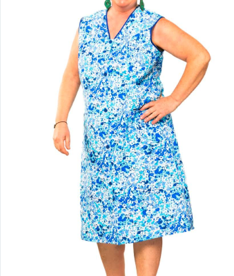 BLOUSE SANS MANCHES A BOUTONS - TAILLE 48/50